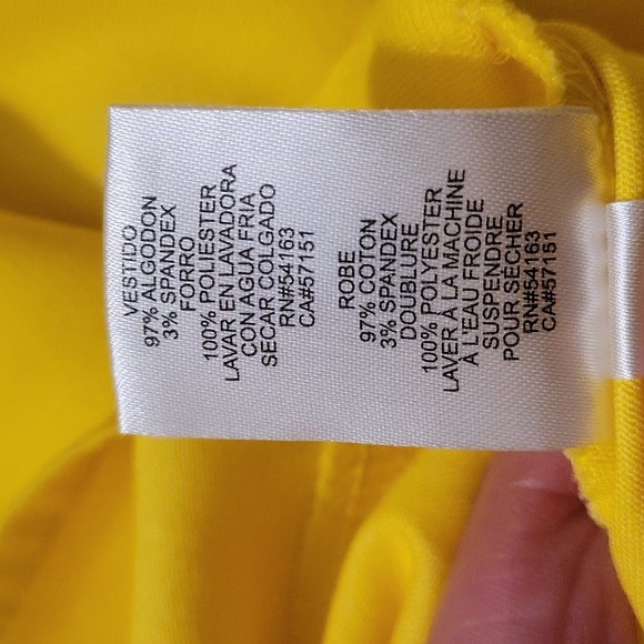 Jessica Simpson,  12, Yellow - Picture 12 of 12